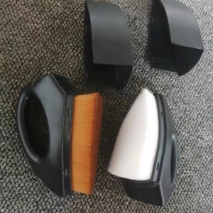 Pincel Para Base/BB Cream em Formato de Ferro