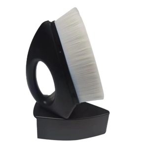 Pincel Para Base/BB Cream em Formato de Ferro