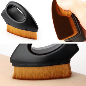 Pincel Para Base/BB Cream em Formato de Ferro