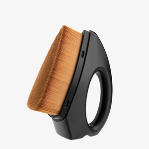 Pincel Para Base/BB Cream em Formato de Ferro